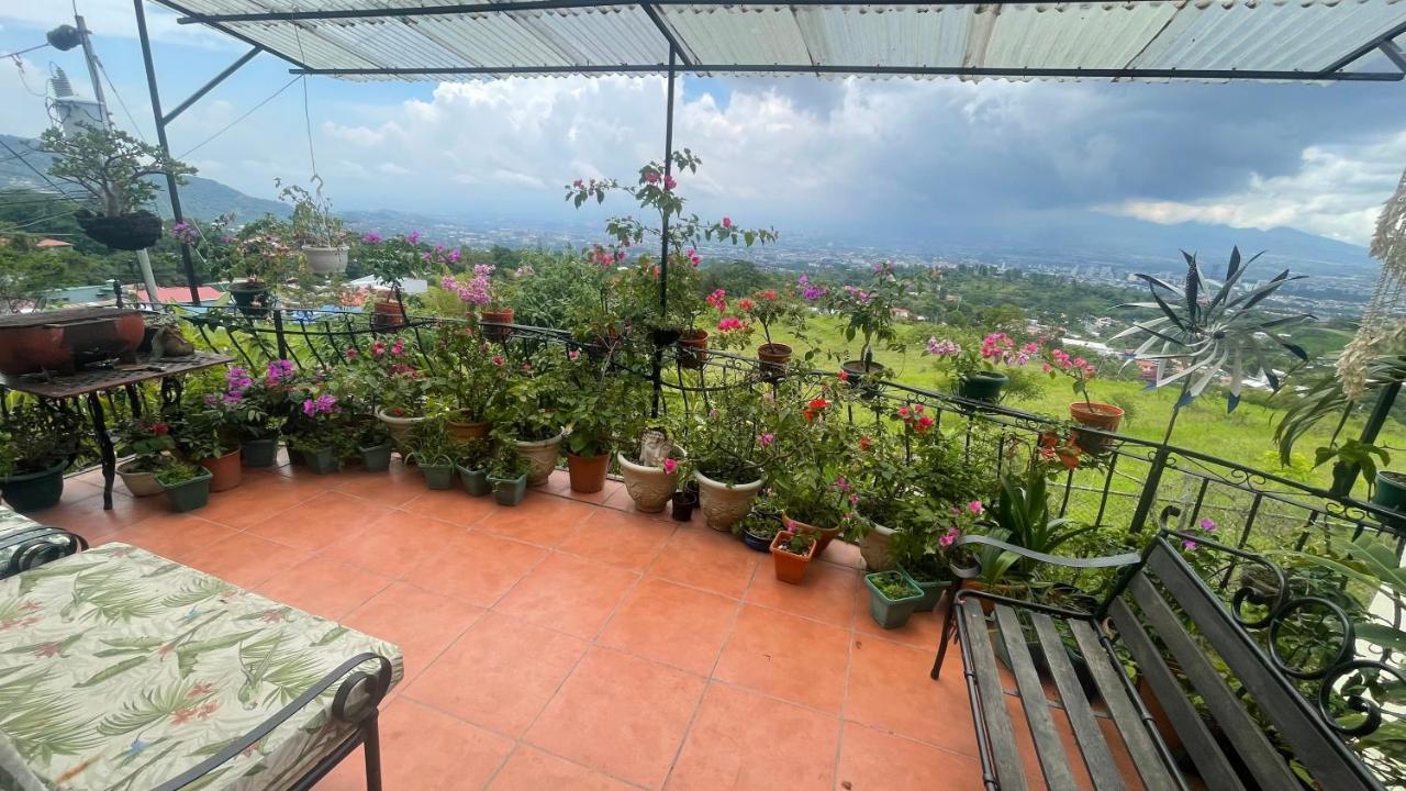 Vista Bella RoomsEscazú エクステリア 写真